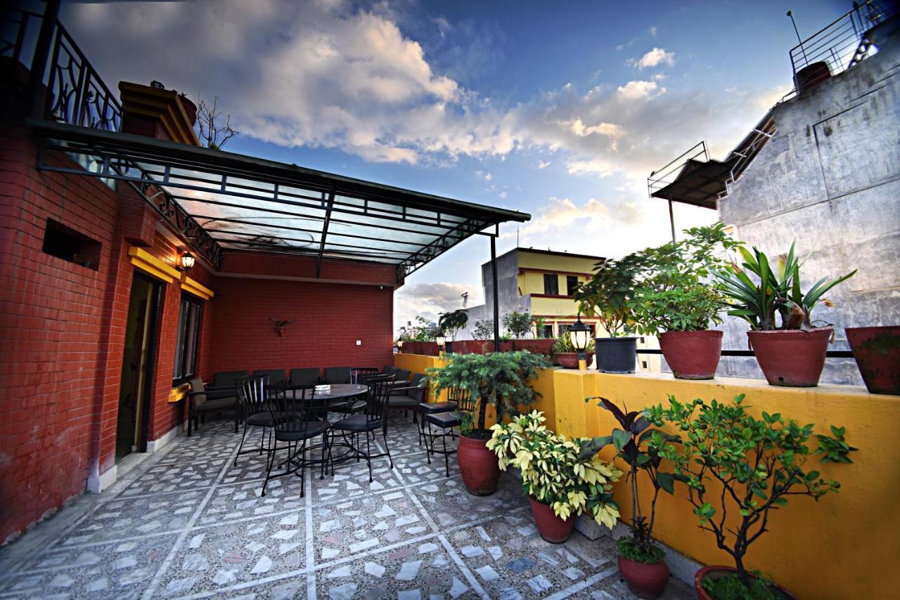 Hotel Livin Kathmandu Exterior photo